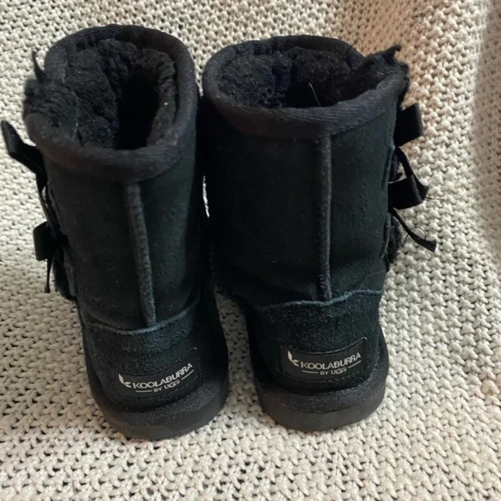 Koolaburra by Ugg Boots, Size Child‎ 10